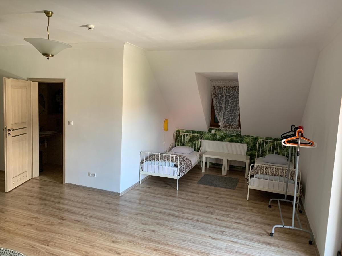 Motel U Olka Boczow Exteriör bild