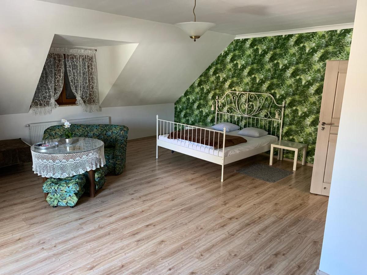Motel U Olka Boczow Exteriör bild