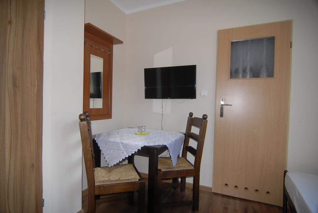 Motel U Olka Boczow Exteriör bild