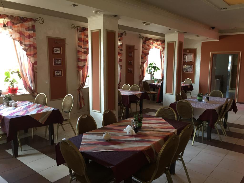 Motel U Olka Boczow Exteriör bild