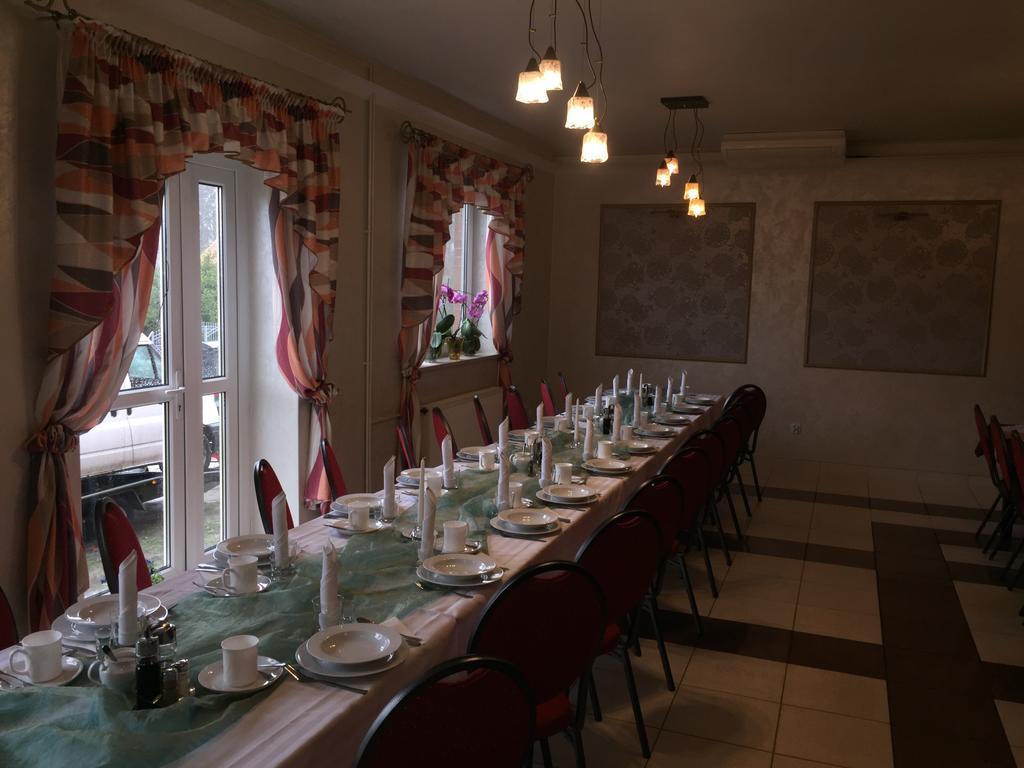 Motel U Olka Boczow Exteriör bild
