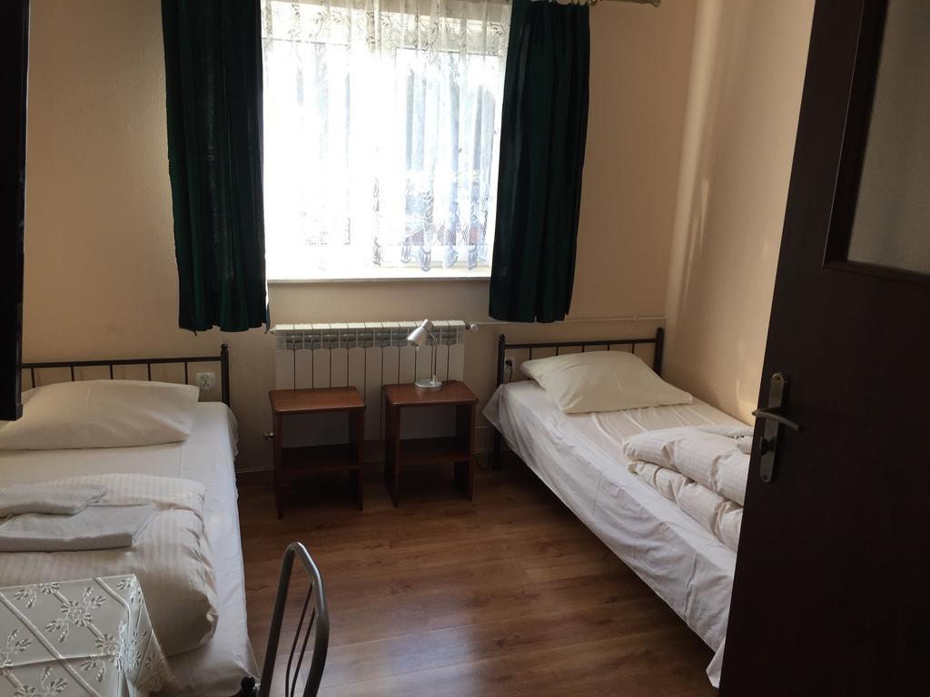Motel U Olka Boczow Exteriör bild