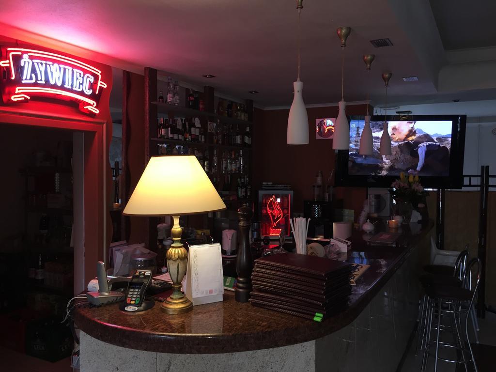 Motel U Olka Boczow Exteriör bild